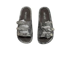Alegria Lite Women Fio Slide Snake Skin Black Gray Leather Sandals Size 37